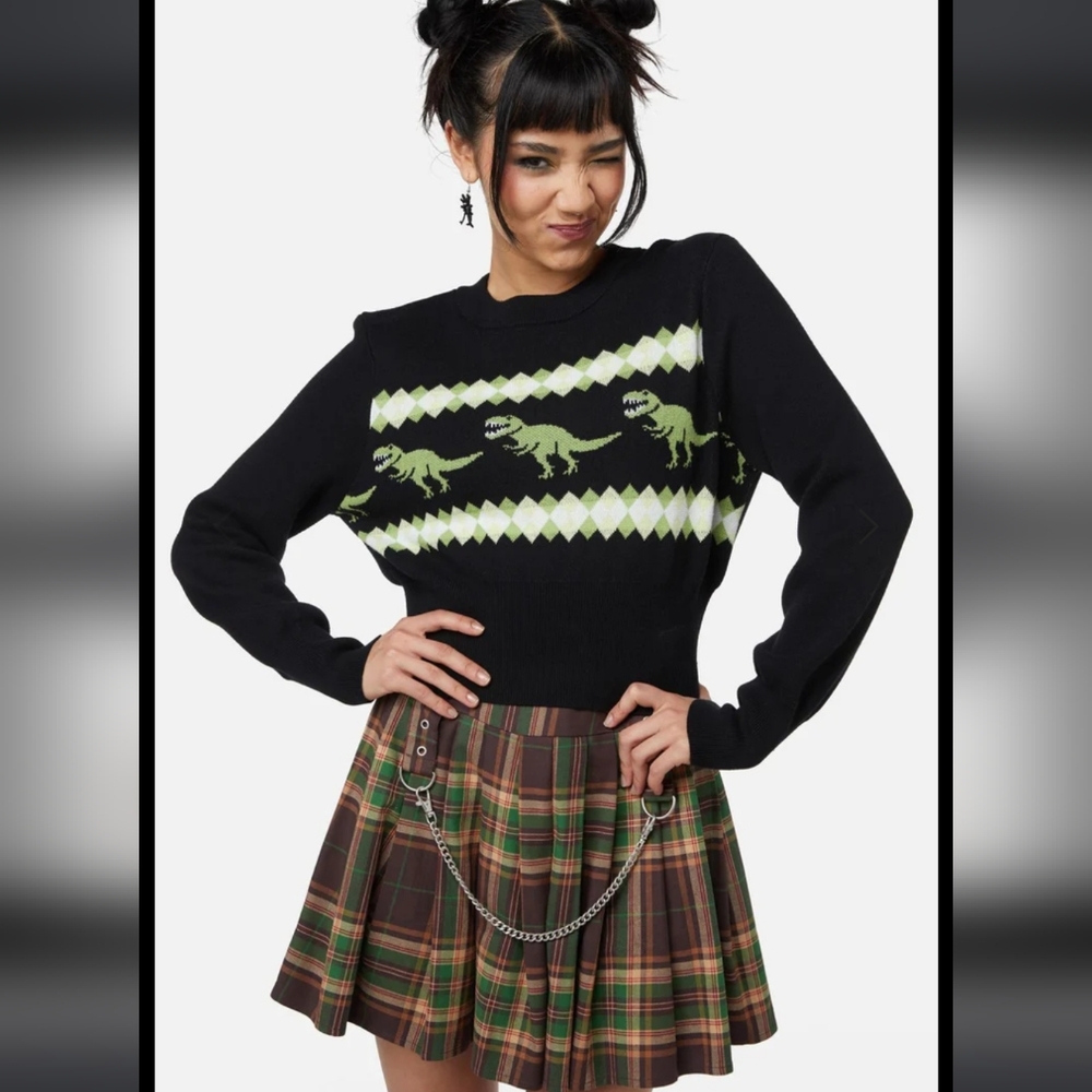 Knit sweater